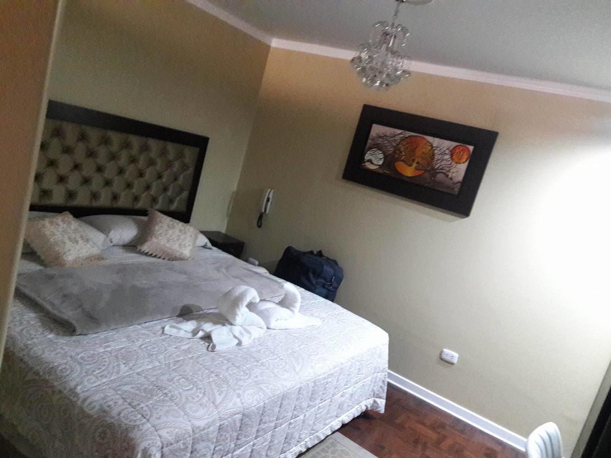 ليما Hostal Victoria المظهر الخارجي الصورة